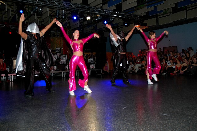 min 2005 11 12 fous swing 186